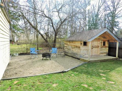 2121 Lorimer Rd, Parma, OH 44134 photo 9