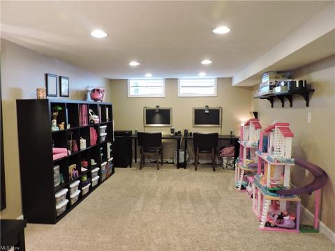 2121 Lorimer Rd, Parma, OH 44134 photo 22