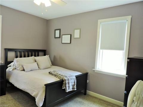 2121 Lorimer Rd, Parma, OH 44134 photo 11