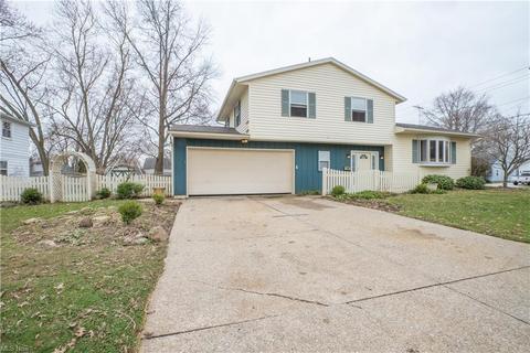 305 Marlow St, Wadsworth, OH 44281 photo 1