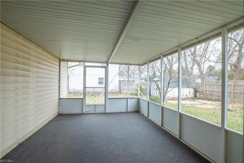 305 Marlow St, Wadsworth, OH 44281 photo 10