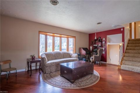 305 Marlow St, Wadsworth, OH 44281 photo 11