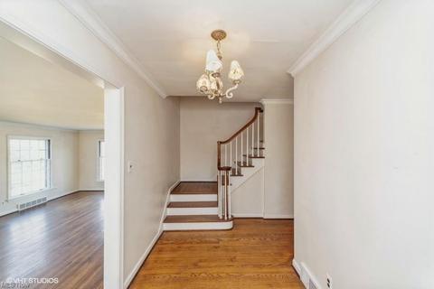 4621 Brookwood Rd, Youngstown, OH 44512 photo 2