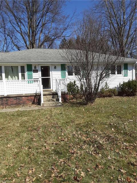 8533 Grenway Dr, Mentor, OH 44060 photo 1