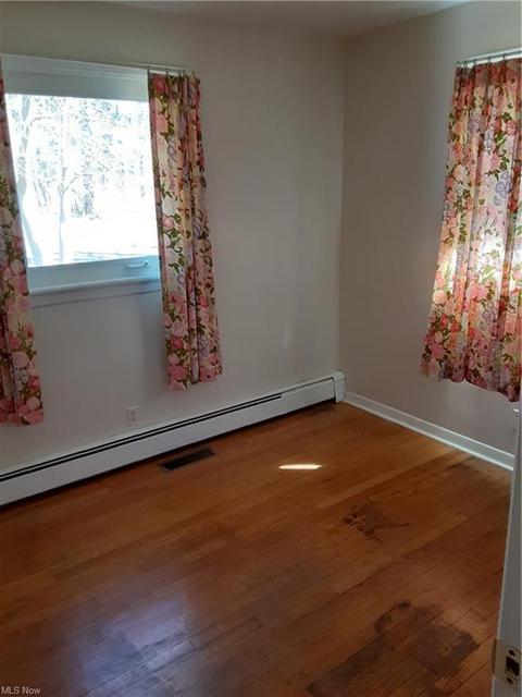 8533 Grenway Dr, Mentor, OH 44060 photo 10