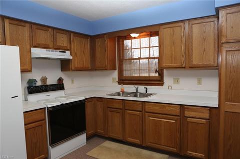 112 Howard Dr, Dover, OH 44622 photo 28