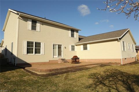 112 Howard Dr, Dover, OH 44622 photo 3
