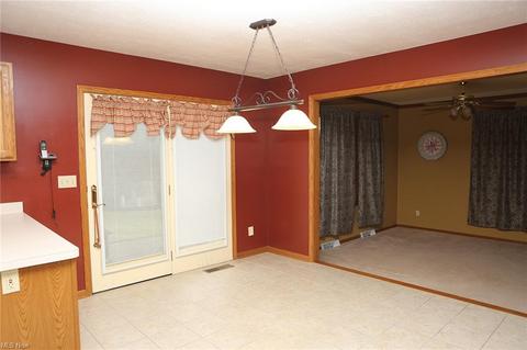 112 Howard Dr, Dover, OH 44622 photo 16