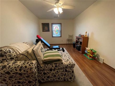 870 Pearson Cir #3, Youngstown, OH 44512 photo 15