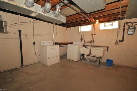 24280 Devoe Ave, Euclid, OH 44123 photo 24