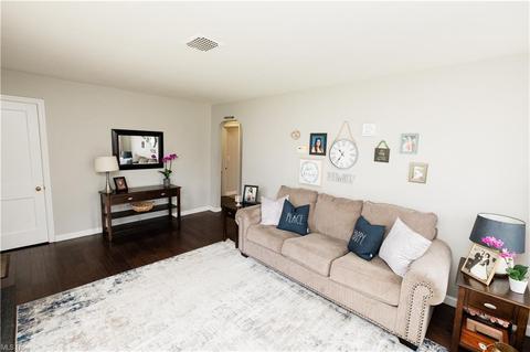 8031 Middlesex Rd, Mentor, OH 44060 photo 11