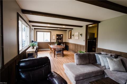 8031 Middlesex Rd, Mentor, OH 44060 photo 6