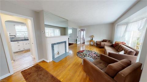 114 E 207th St, Euclid, OH 44123 photo 33