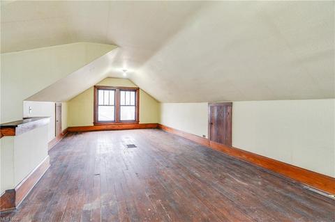 1174 Big Falls Ave, Akron, OH 44310 photo 17
