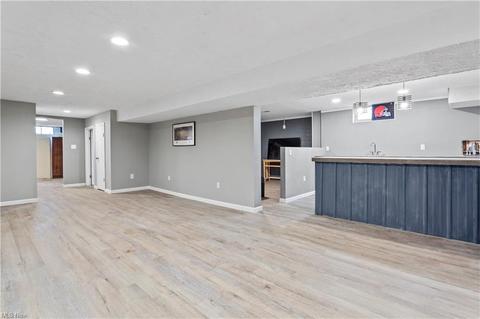 2206 Middle Ave, Elyria, OH 44035 photo 16