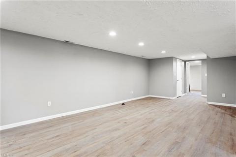 2206 Middle Ave, Elyria, OH 44035 photo 15