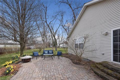 5095 Cheltenham Dr, Lyndhurst, OH 44124 photo 23