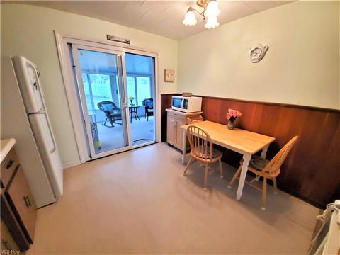 6440 Aylesworth Dr, Parma Heights, OH 44130 photo 14