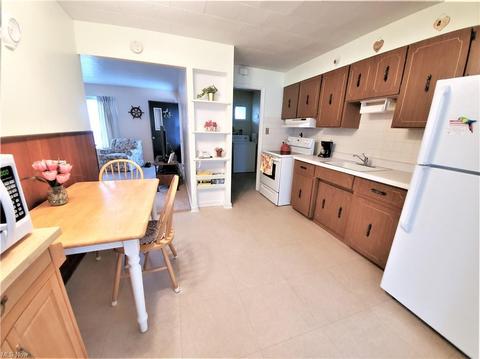 6440 Aylesworth Dr, Parma Heights, OH 44130 photo 12