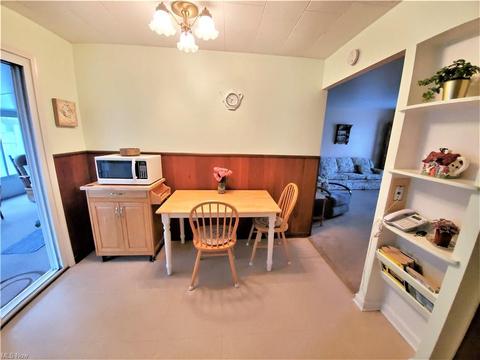 6440 Aylesworth Dr, Parma Heights, OH 44130 photo 13