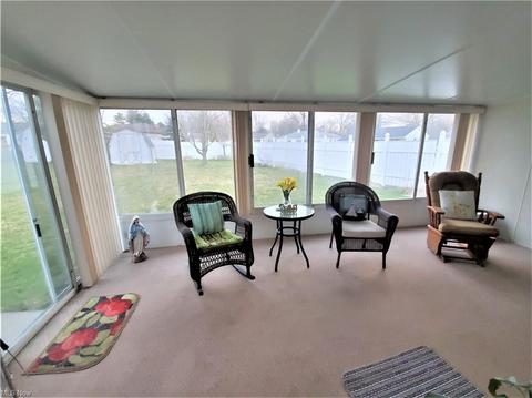 6440 Aylesworth Dr, Parma Heights, OH 44130 photo 9