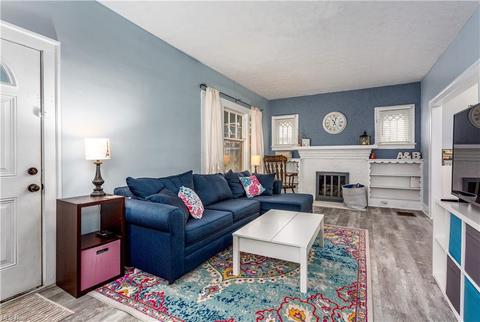 134 Beverly Ct, Elyria, OH 44035 photo 5