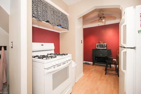 4106 Maplecrest Ave, Parma, OH 44134 photo 8