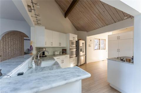 1407 Harbor Dr NW, Canton, OH 44708 photo 8