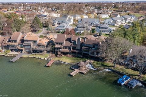 1407 Harbor Dr NW, Canton, OH 44708 photo 34
