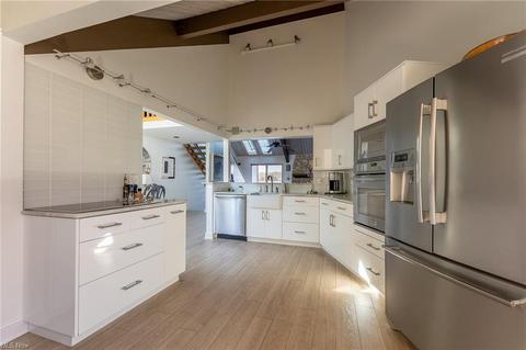 1407 Harbor Dr NW, Canton, OH 44708 photo 9