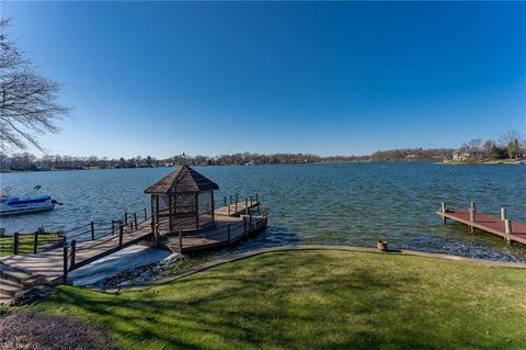1407 Harbor Dr NW, Canton, OH 44708 photo 32
