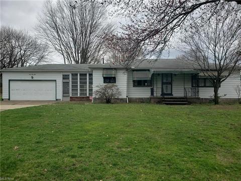 743 N Ridge Rd E, Lorain, OH 44055 photo 1