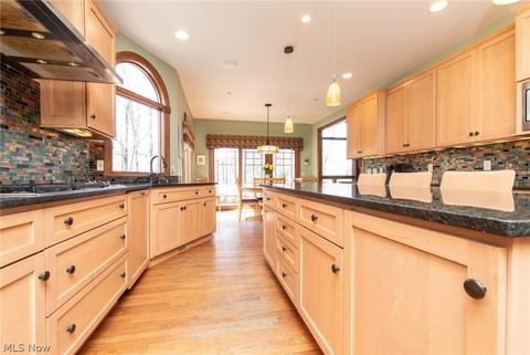 5580 High Point Rd, Solon, OH 44139 photo 13
