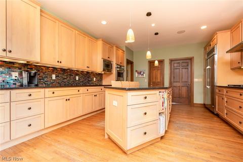 5580 High Point Rd, Solon, OH 44139 photo 12