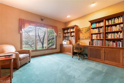 5580 High Point Rd, Solon, OH 44139 photo 7