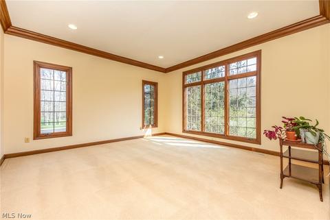 5580 High Point Rd, Solon, OH 44139 photo 4