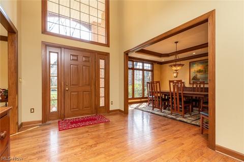 5580 High Point Rd, Solon, OH 44139 photo 3