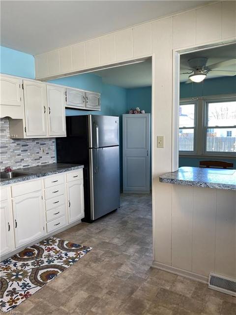 3017 Aberdeen Ave, Ashtabula, OH 44004 photo 4