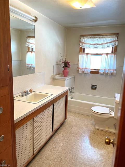 10289 Manor Rd NE, Minerva, OH 44657 photo 9