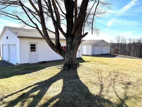 10289 Manor Rd NE, Minerva, OH 44657 photo 2
