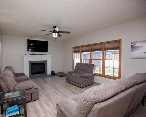 109 Regency Ct, Elyria, OH 44035 photo 12
