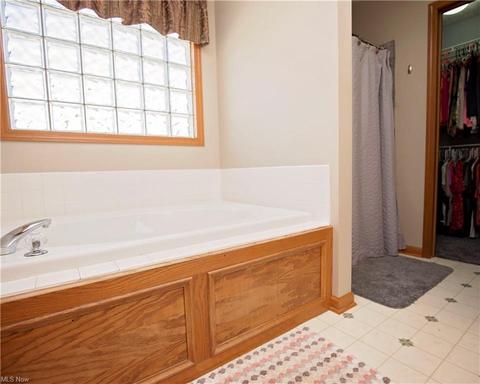 109 Regency Ct, Elyria, OH 44035 photo 26