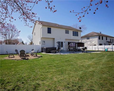 109 Regency Ct, Elyria, OH 44035 photo 5