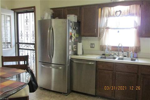 1707 Gulf Rd, Elyria, OH 44035 photo 11