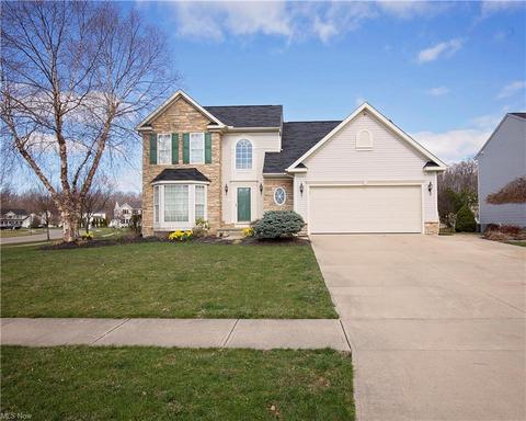 6882 Roe Ln, Lorain, OH 44053 photo 1