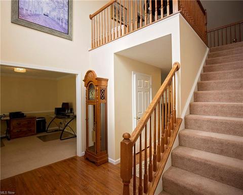 6882 Roe Ln, Lorain, OH 44053 photo 5