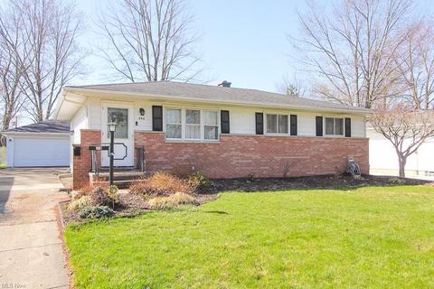 448 Windsor Dr, Elyria, OH 44035 photo 1