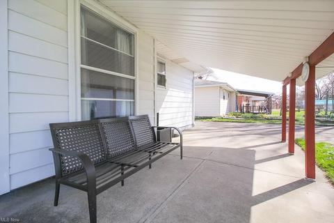 448 Windsor Dr, Elyria, OH 44035 photo 27