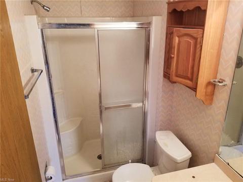 6991 E Parkview Dr, Parma, OH 44134 photo 15