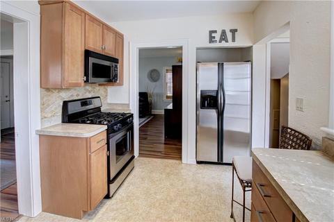 4419 Sheraton Dr, Parma, OH 44134 photo 12